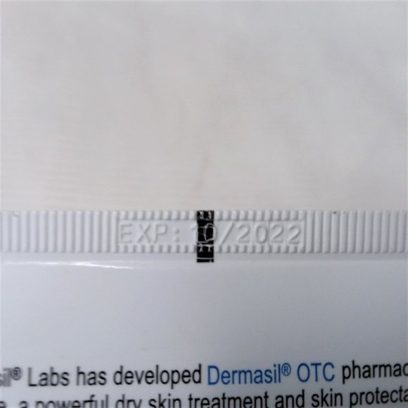 Dermasil Dry Skin Treatment Lotion Hypo Allergenic Skin Hand Body Lipid EFA 10oz - Picture 5 of 5